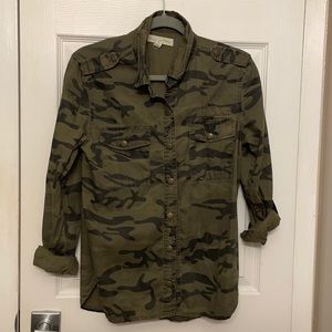 Free People: Camouflage button up shirt with roll up sleeves- UNISEX
